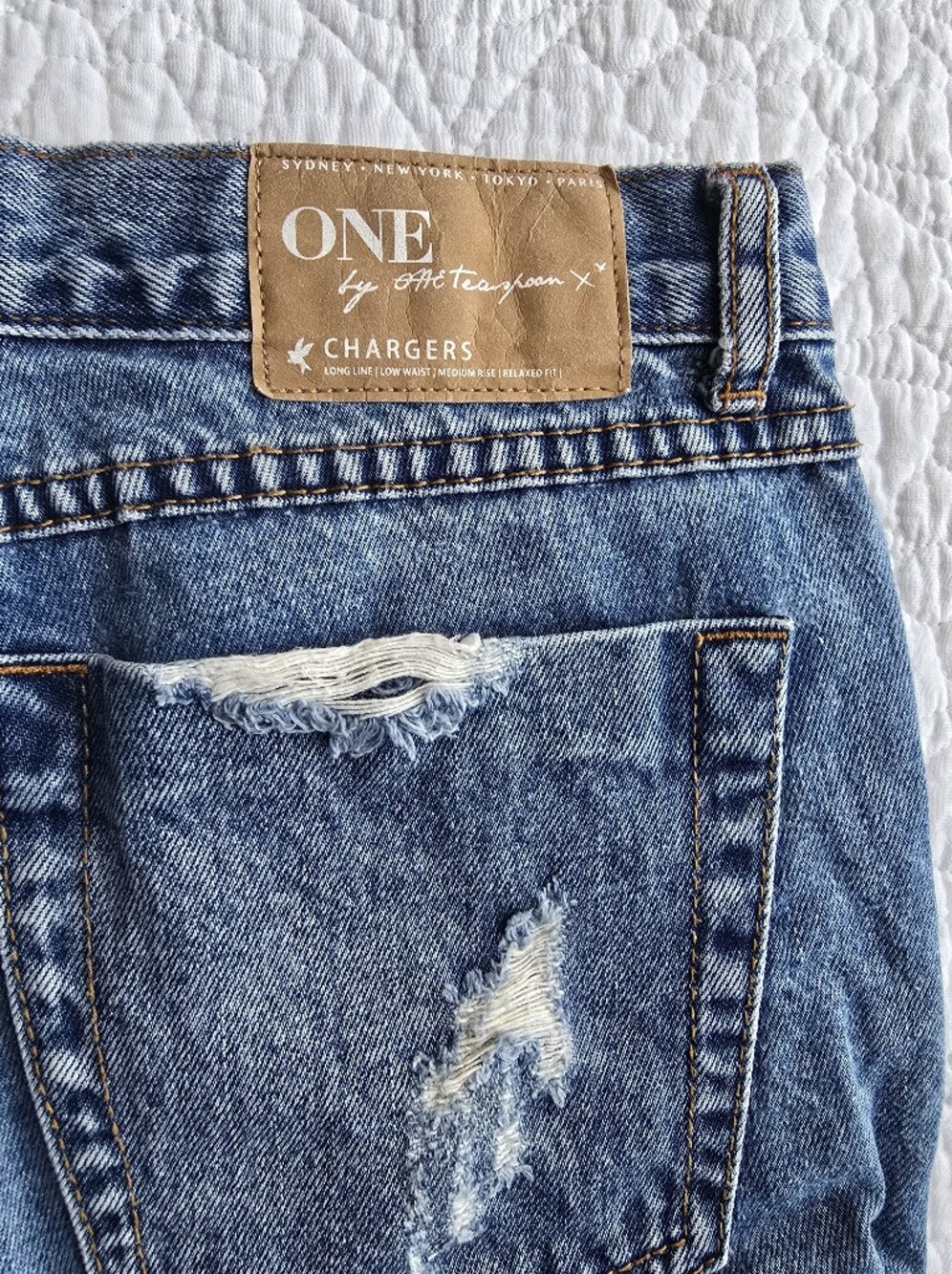 One By One Teaspoon Chargers Distressed Mid Rise Shorts - Picture 10 of 12